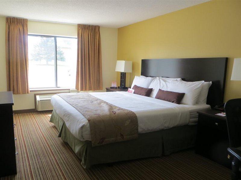 Hotel Ramada By Wyndham Wisconsin Dells I-90 Zewnętrze zdjęcie