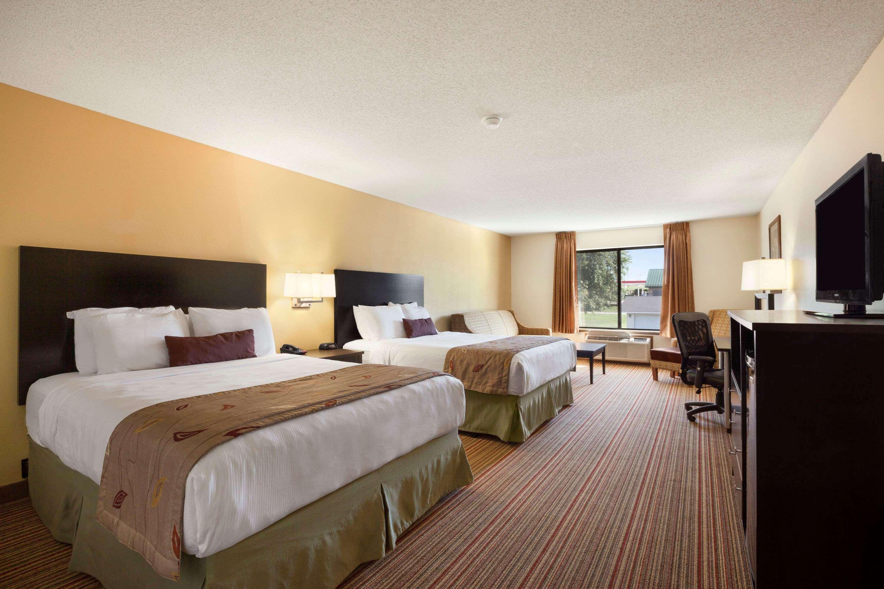 Hotel Ramada By Wyndham Wisconsin Dells I-90 Zewnętrze zdjęcie