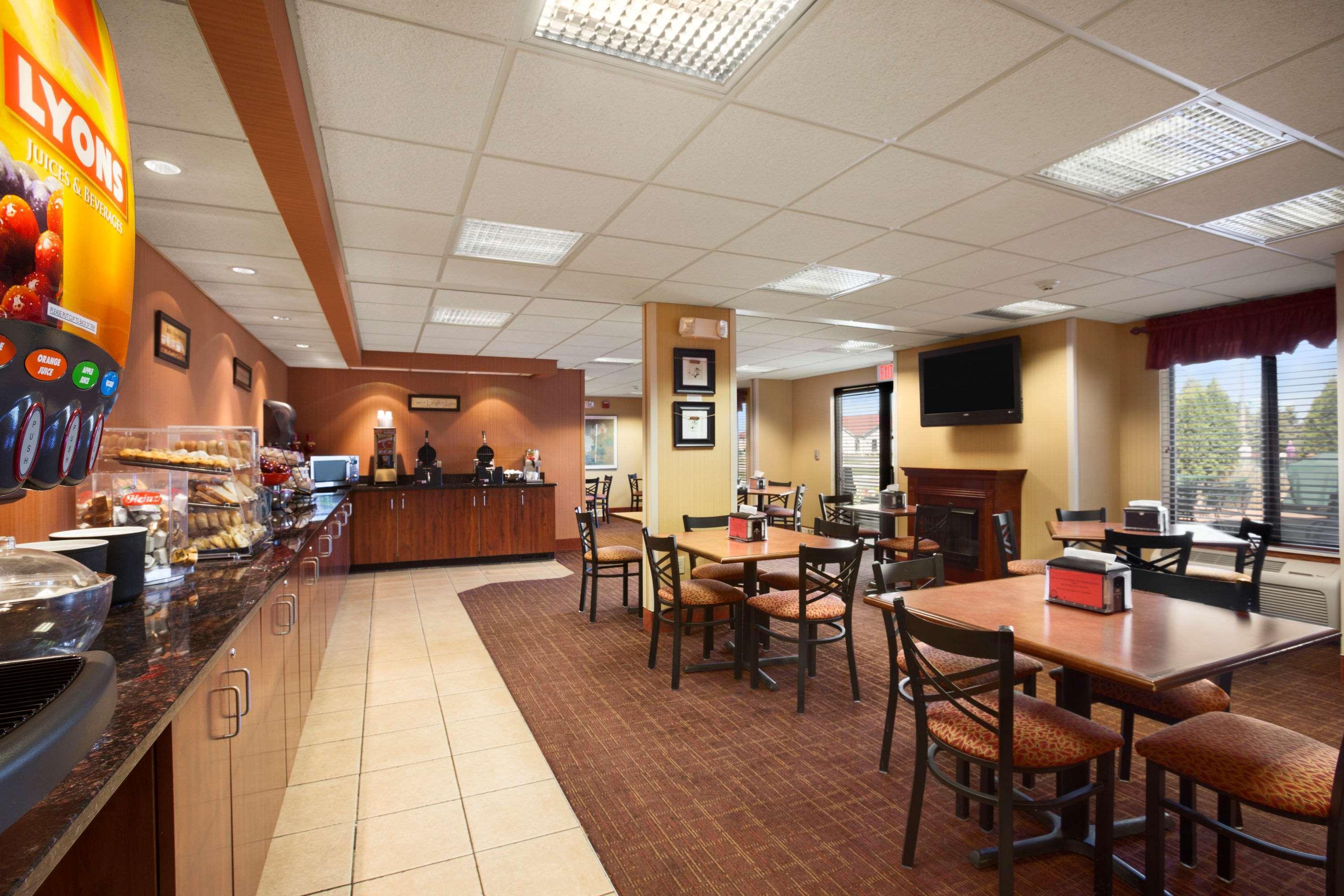 Hotel Ramada By Wyndham Wisconsin Dells I-90 Zewnętrze zdjęcie