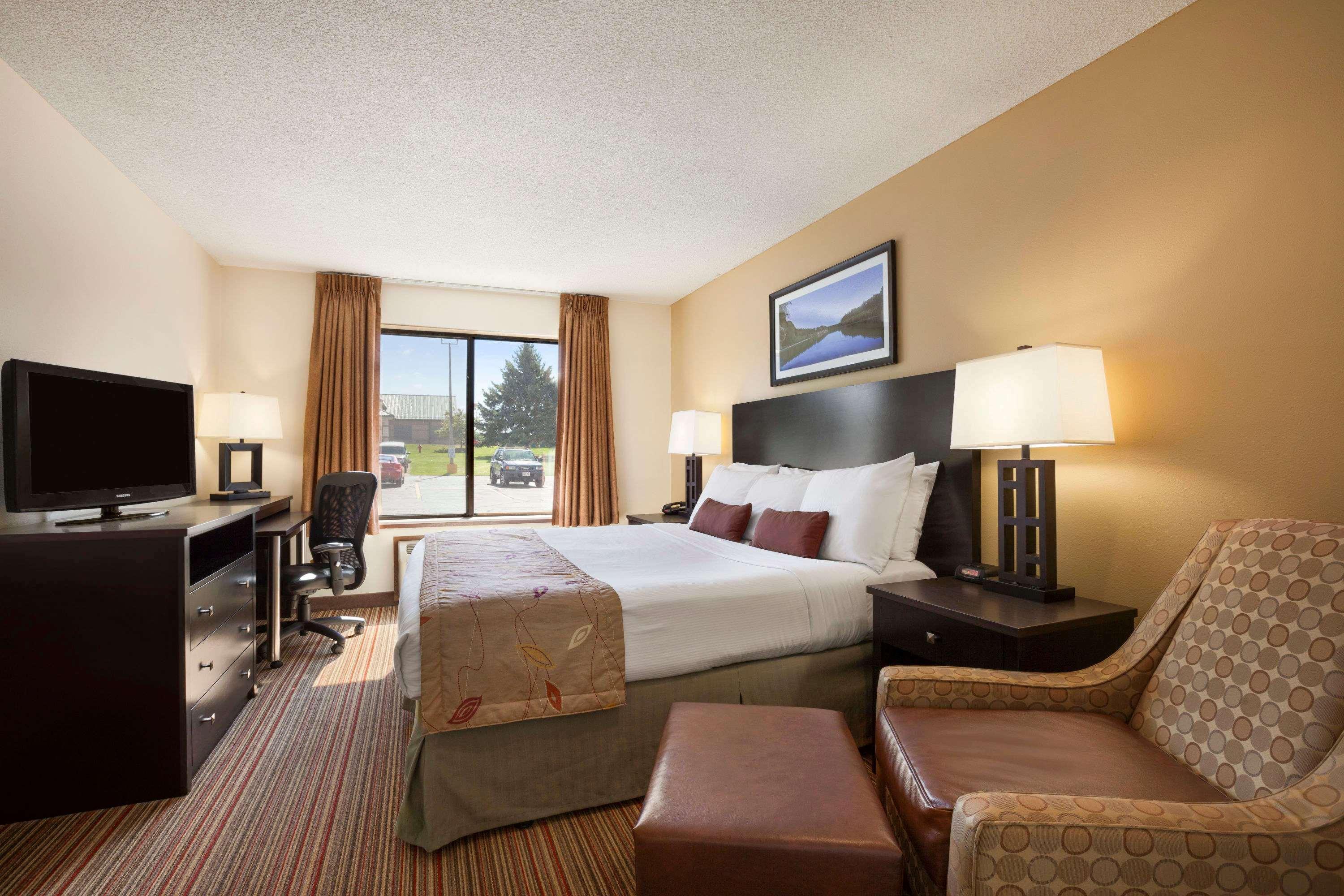 Hotel Ramada By Wyndham Wisconsin Dells I-90 Zewnętrze zdjęcie