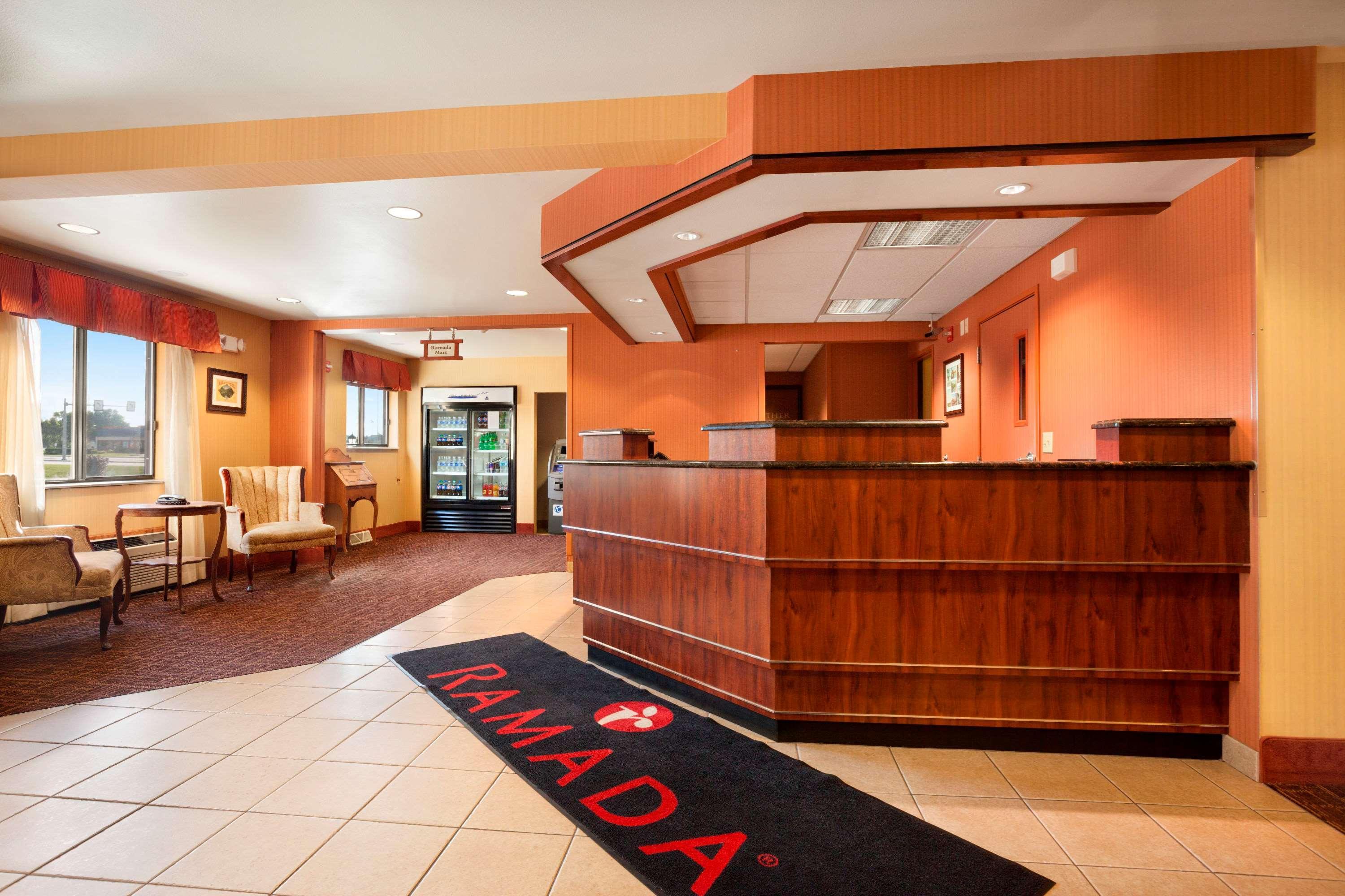 Hotel Ramada By Wyndham Wisconsin Dells I-90 Zewnętrze zdjęcie