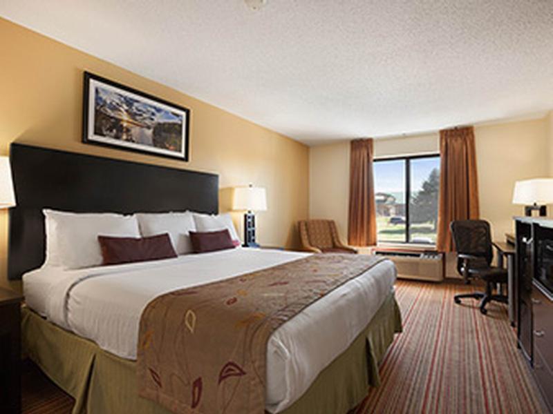 Hotel Ramada By Wyndham Wisconsin Dells I-90 Zewnętrze zdjęcie