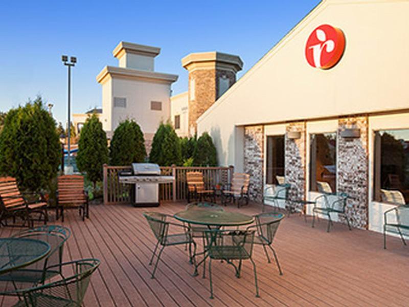 Hotel Ramada By Wyndham Wisconsin Dells I-90 Zewnętrze zdjęcie