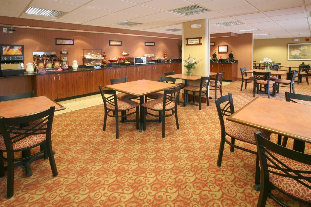 Hotel Ramada By Wyndham Wisconsin Dells I-90 Zewnętrze zdjęcie
