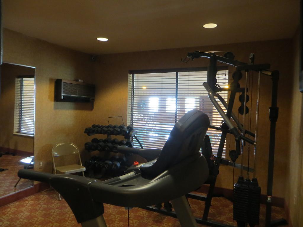 Hotel Ramada By Wyndham Wisconsin Dells I-90 Zewnętrze zdjęcie