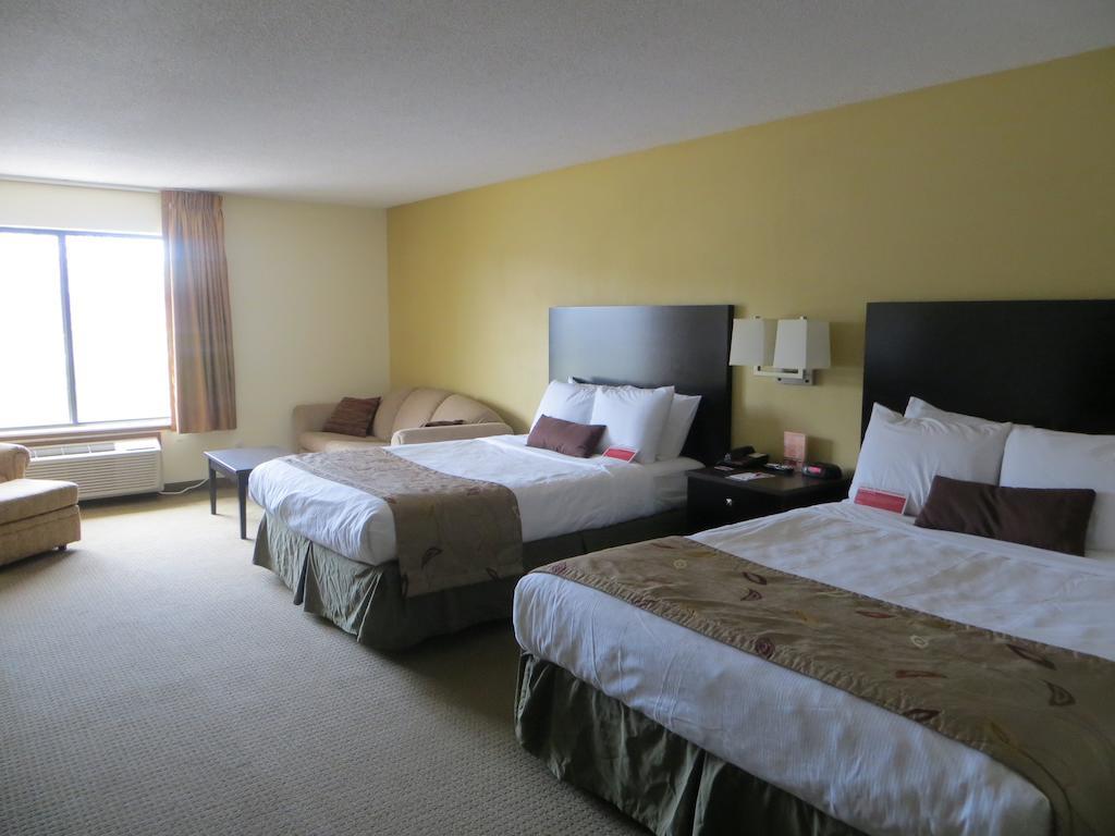 Hotel Ramada By Wyndham Wisconsin Dells I-90 Zewnętrze zdjęcie