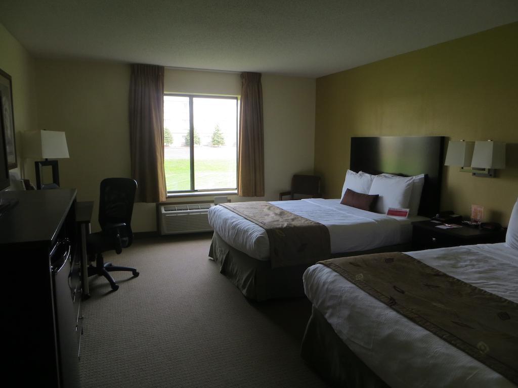 Hotel Ramada By Wyndham Wisconsin Dells I-90 Zewnętrze zdjęcie